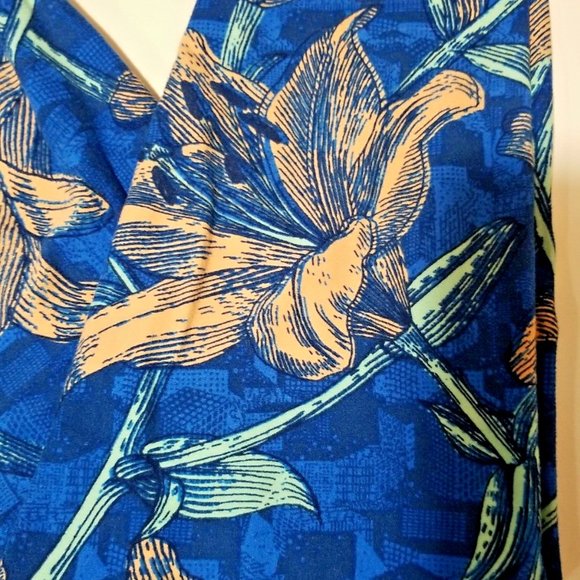 LuLaRoe Floral Lily Leggings Tall and Curvy - Blue/Peach - Size - Tall & Curvy - Picture 5 of 6